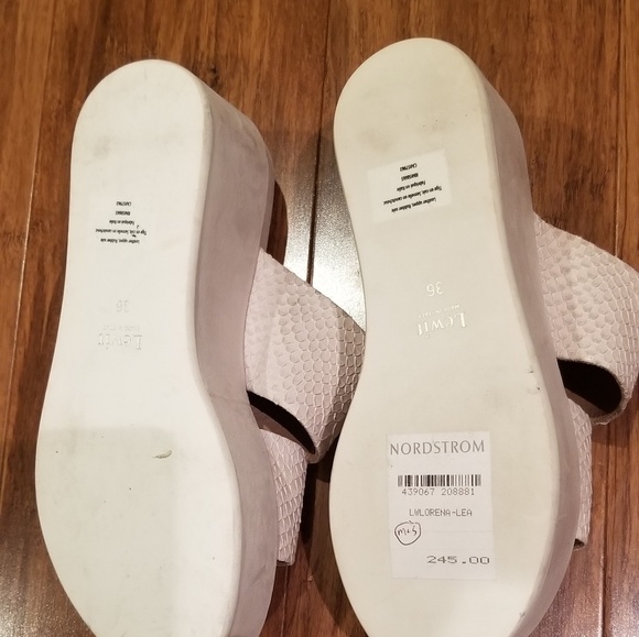 NWT Lewit shoe for sale - Picture 3 of 6